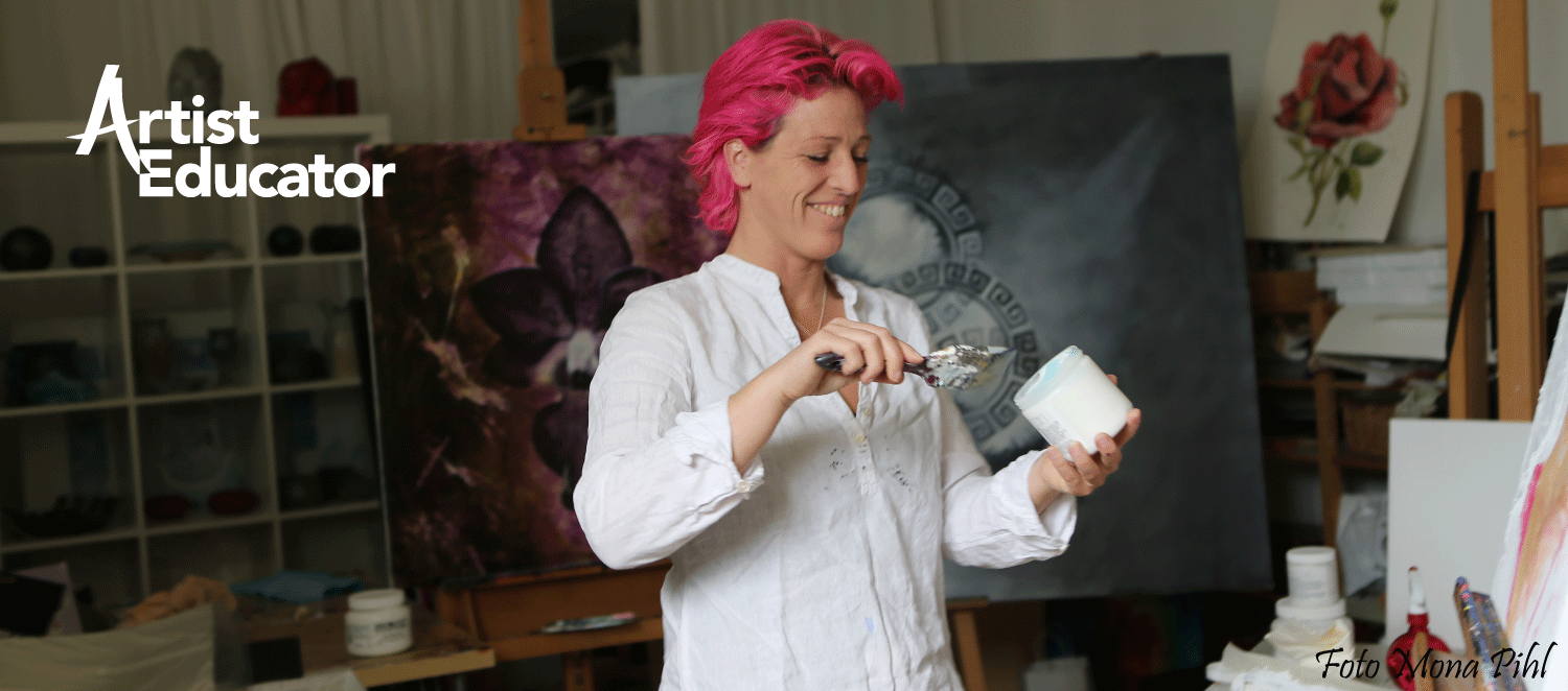 Artist Educator - Helen AHA - undervisar i akvarell, akryl, hållbar konst och teckning. Akvarellkurs, akrylkurs, konstskola